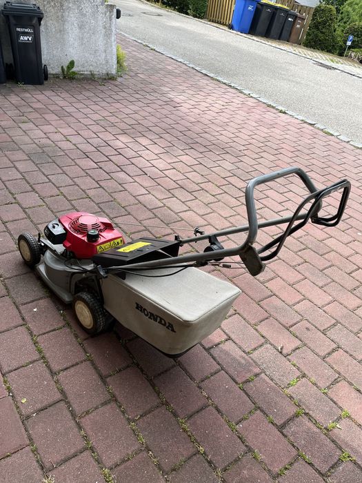 Kisarka spalonowa Honda z napędem