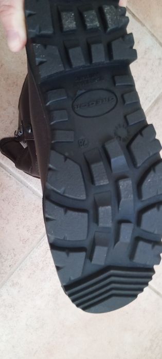 Sprzedam .Buty wojskowe NOWE