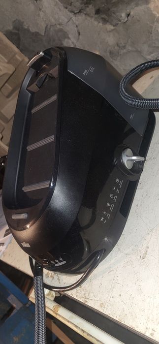 Ferro de engomar braun