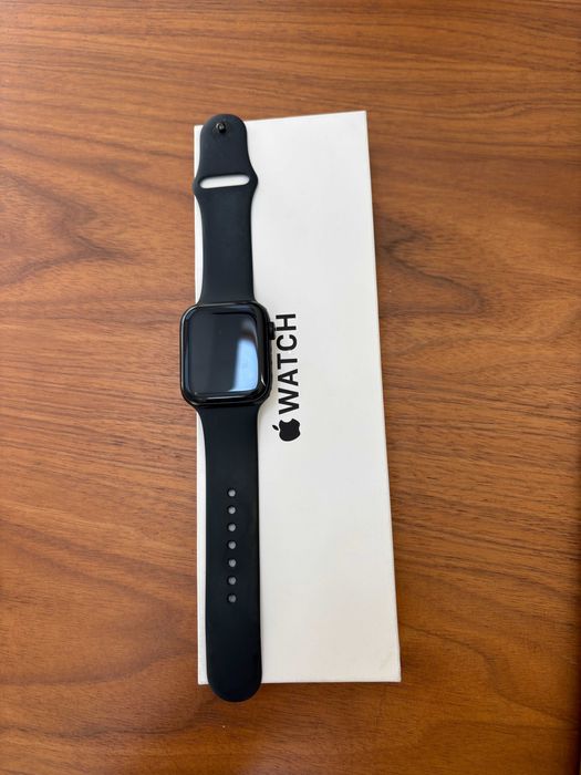 Apple Watch SE GPS + Cellular 44mm