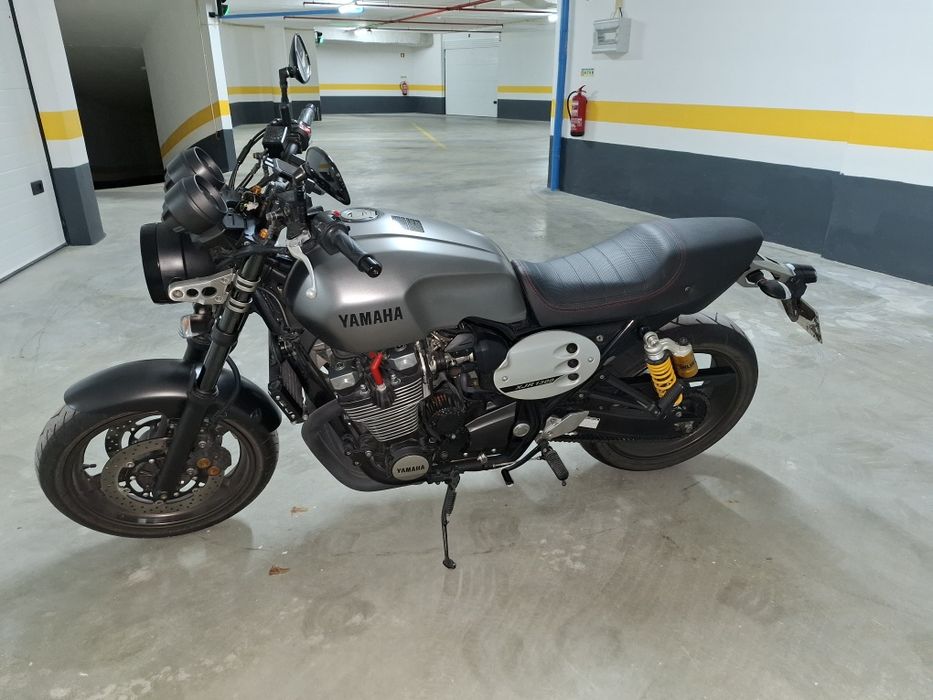 Yamaha XJR 1300 ano 2017