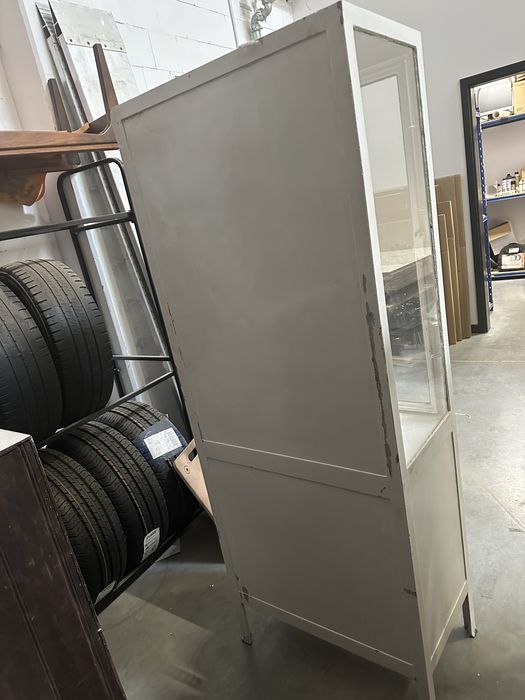 Szafa medyczna medical cabinet lata 50-60 lata prl vintage