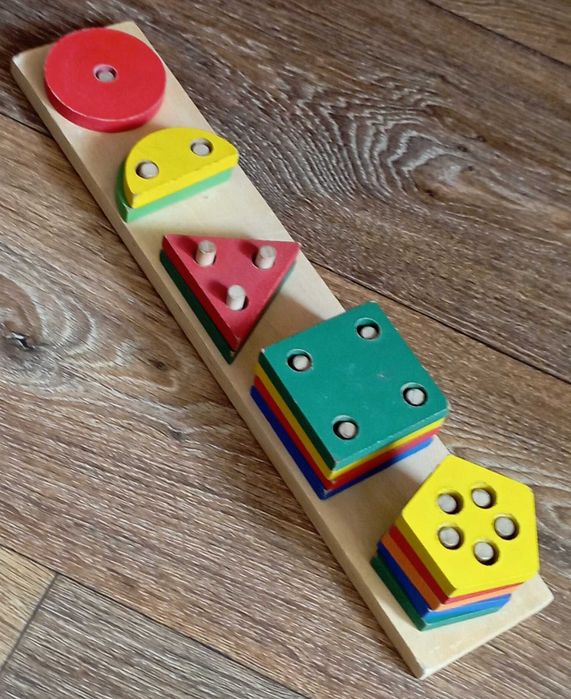 Іграшки дерев'яні для найменших