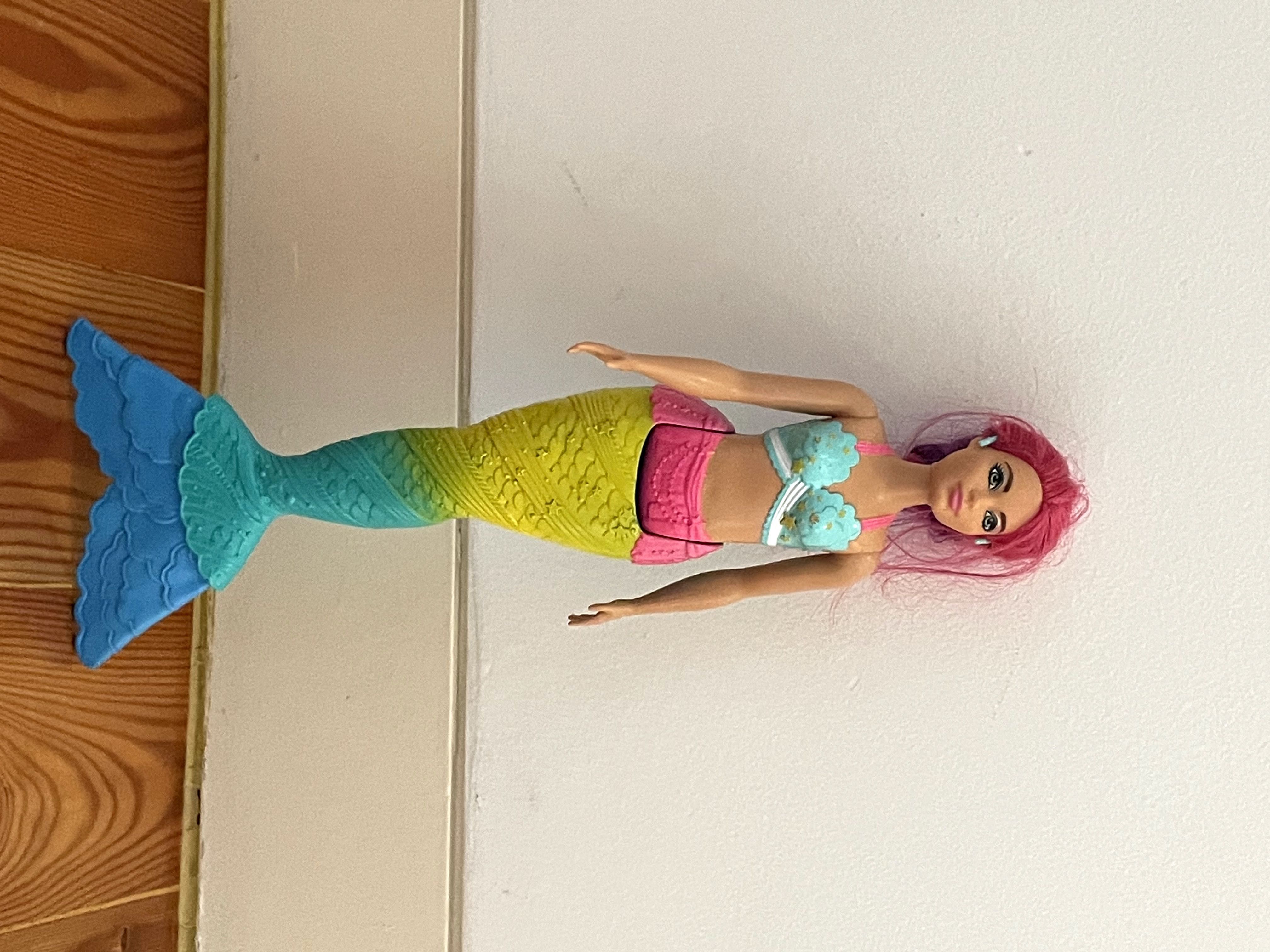 Barbie Sereia - Brinquedos - Jogos - OLX Portugal