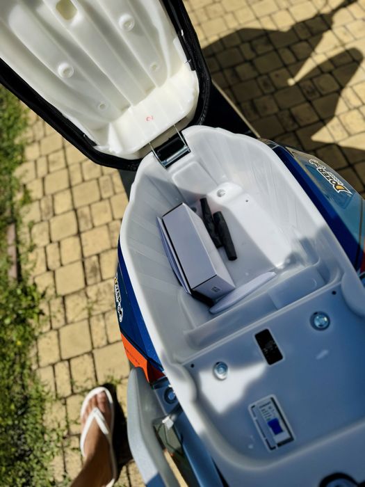 Електроскутер Dozer V-2000, 12 колеса, гарантія