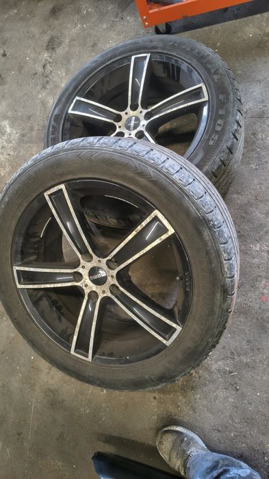 Felg MOMO r18  5×114,3 mm