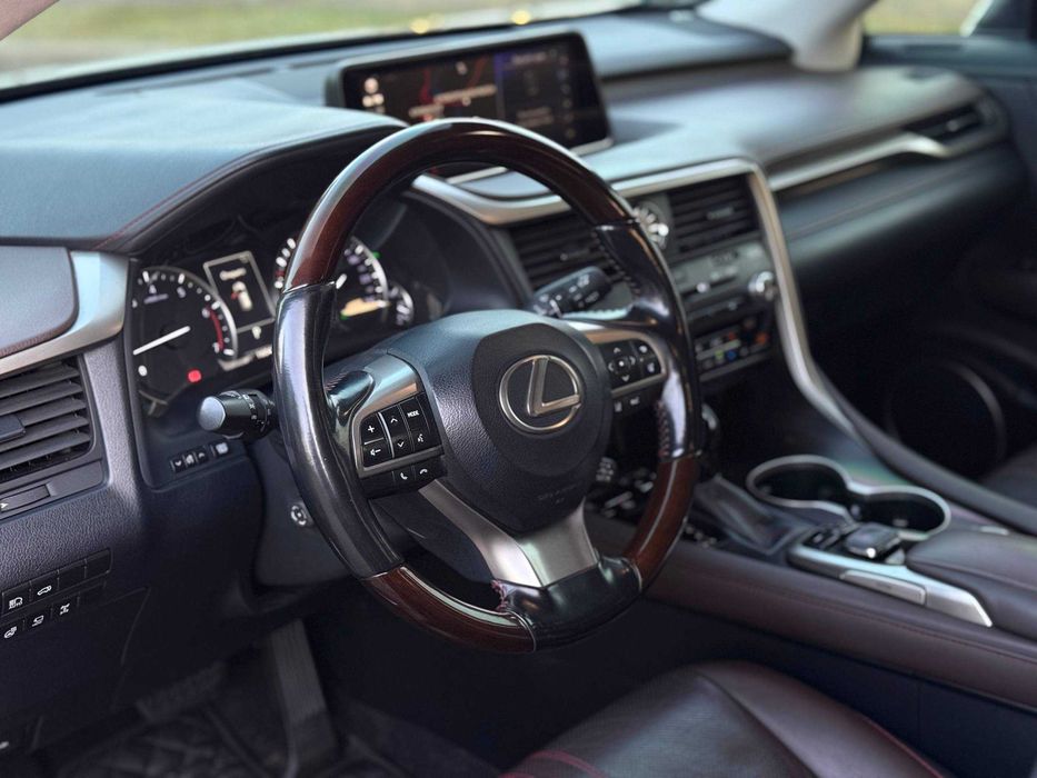 2017 Lexus RX 200 продам