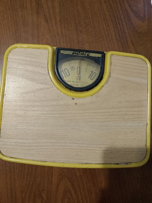 Весы напольные механические