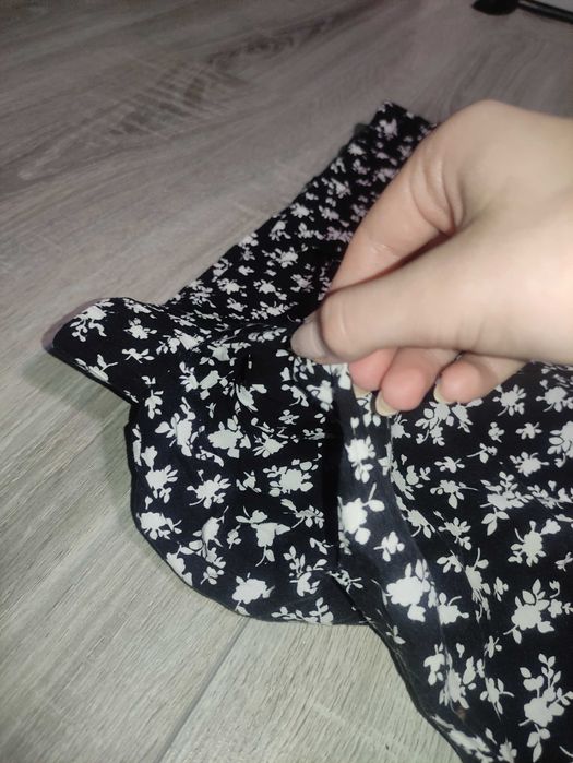 Piękne alladynki czarne w białe kwiaty