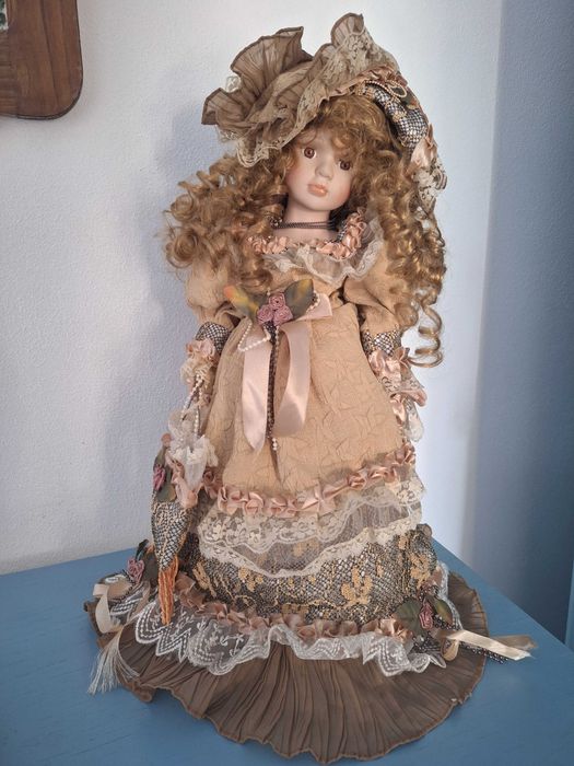 Bonecas de porcelana