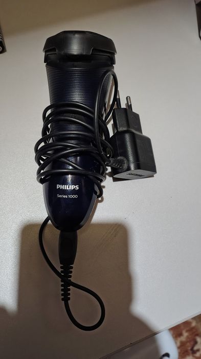 Електробритва Philips