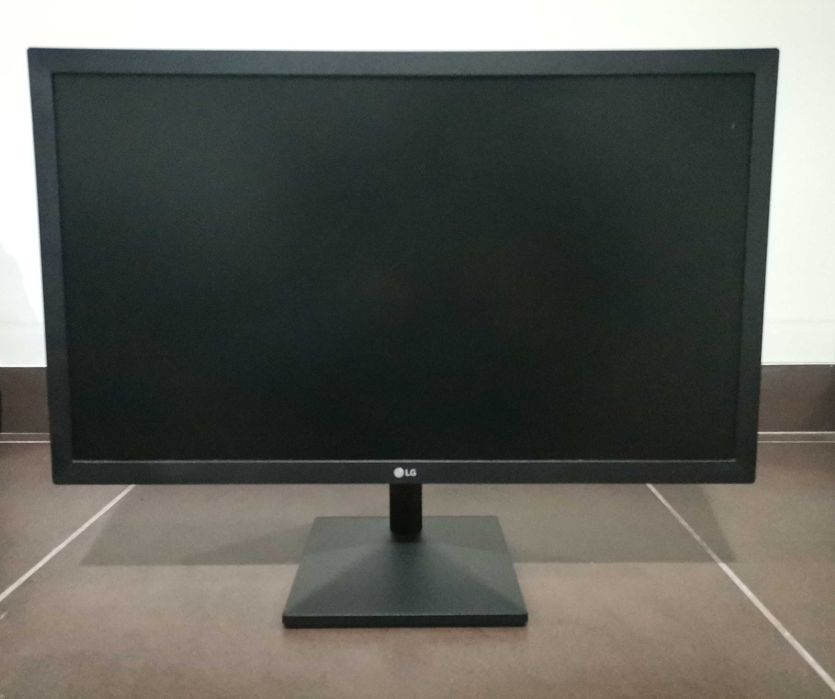Monitor  LG com caixa Original64752311285763123