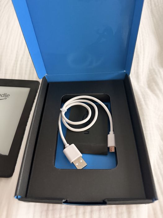 Amazon Kindle Paperwhite 7G– czytnik e-booków + oryginalne pudełko
