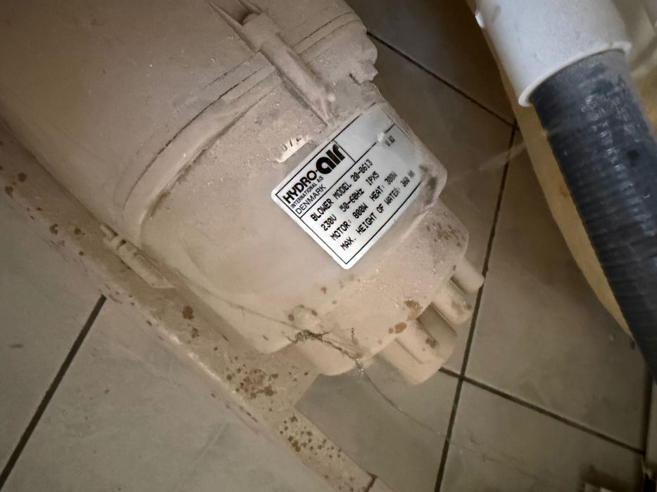 Wanna z hydromasażem oddam za darmo