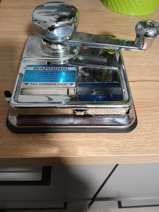 Maszynka do robienia papierosów