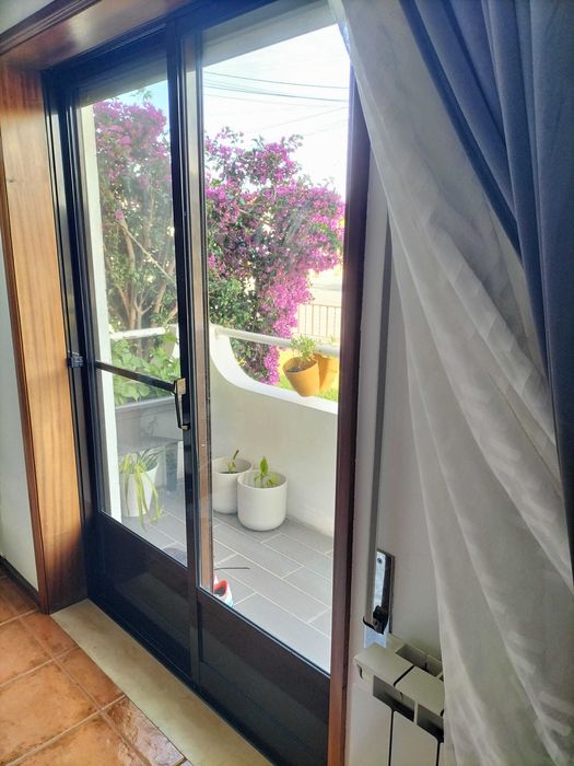 Conjunto de Janelas Usadas em Bom Estado