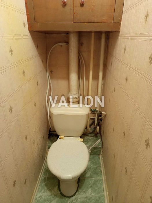 Продам 2-комн. квартиру, р-н Оболонь, пр. Оболонский 33а