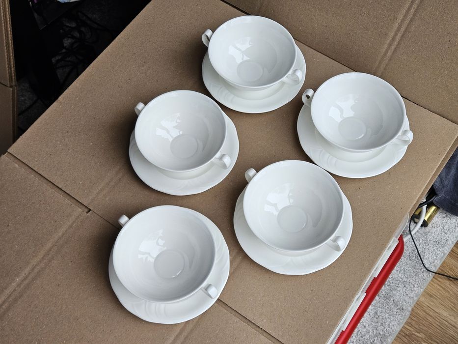 Royal Doulton 5  bulionówek porcelanowych