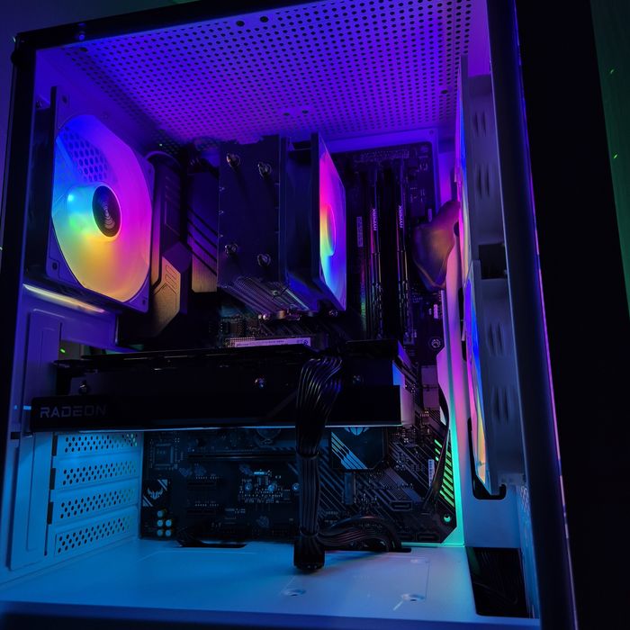 Komputer RX6600XT/R5 5500/16GB ram/Gamingowy Okazja Gwarancja RGB