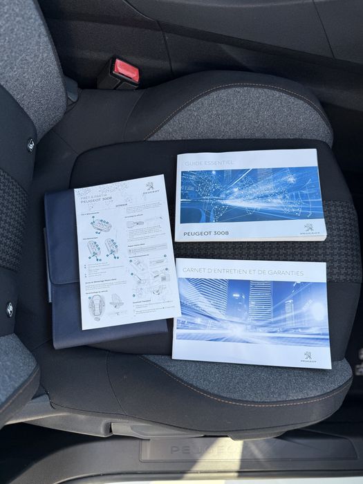 Peugeot 3008 - 1.6 HDI Allure