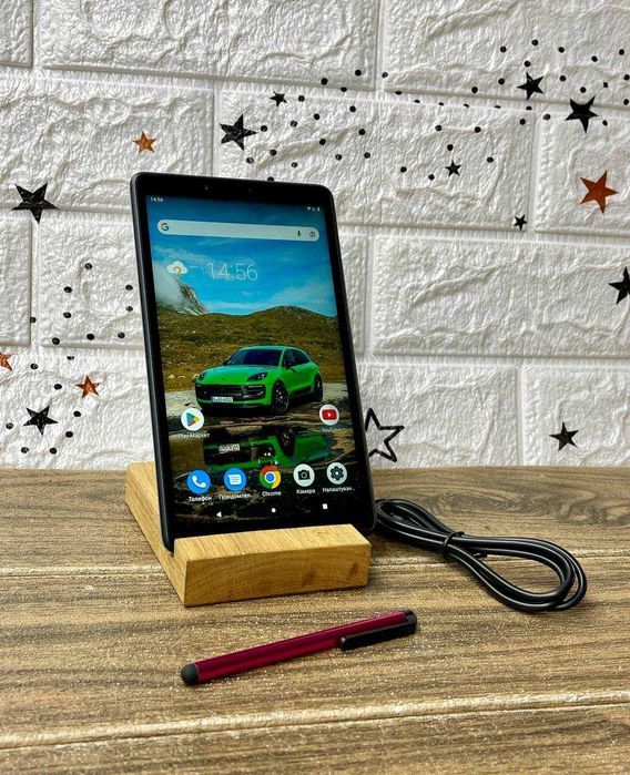 Планшет Lenovo M7 32 ГБ "LTE"