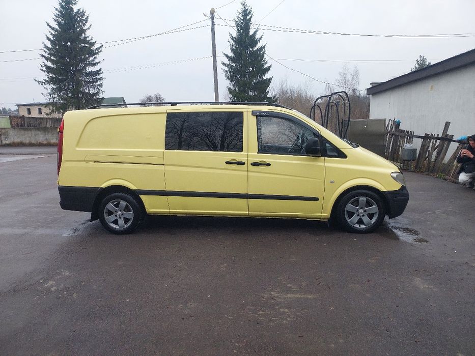 Мерседес Віто Mercedes Vito