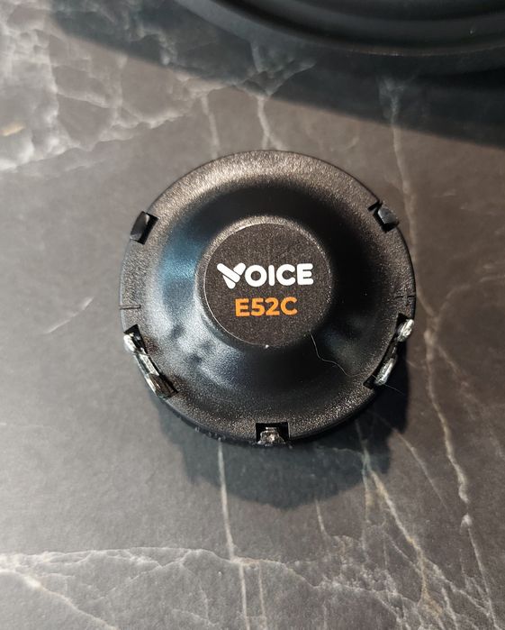 Компонентна акустика Voice E52C