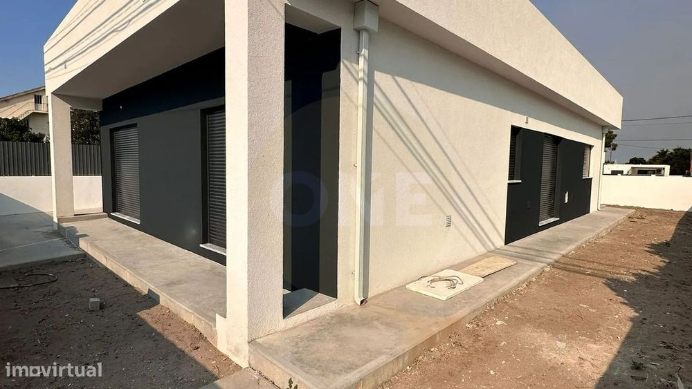 Moradia Isolada Terrea T3 + 1