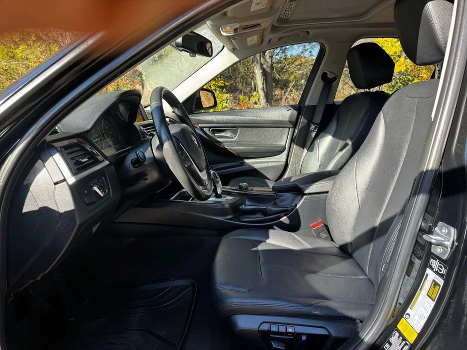 BMW 3 Series 328i xDrive      2015