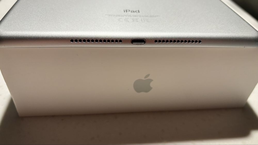 Ipad 9,7 2018р 6th 4/32 gb, без ремонтів
