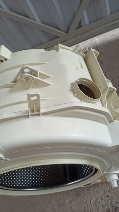 Бак стиральной машины в сборе с барабаном indesit