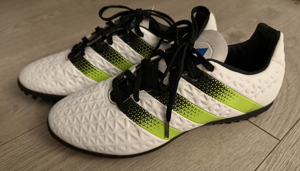 Adidasy turf r.39 i 1/2