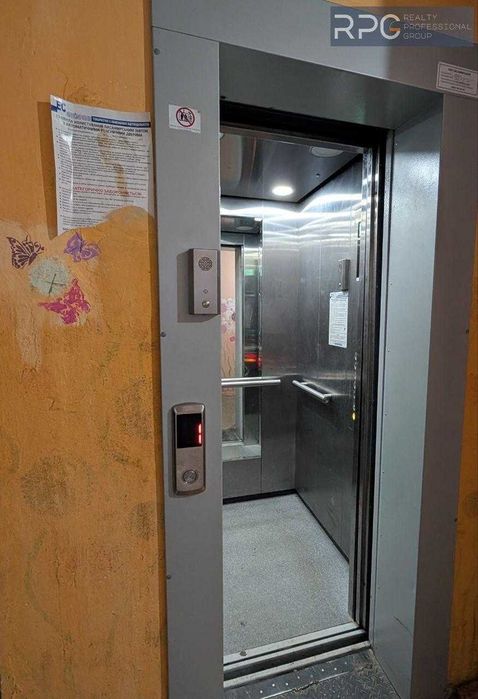 Найкращий вид Продам 3-к квартиру 61м² Дніпровська набережна 5-А БЕЗ КОМІСІЇ