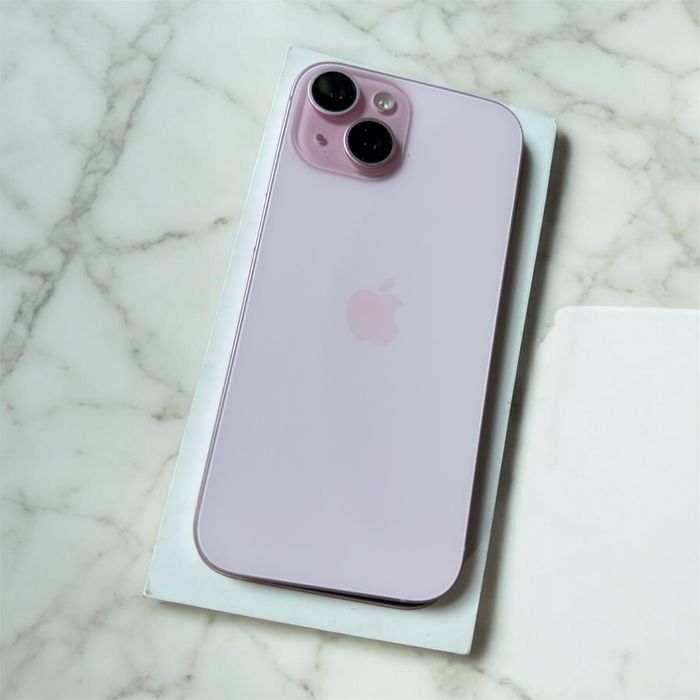 Iphone 15 pink 128