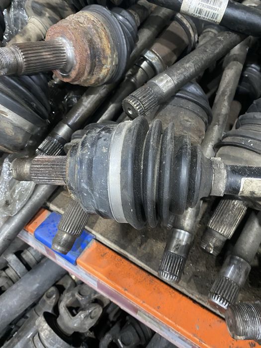 Полуось передня х5 е53 м57 3.0д піввісь привод задній BMW X5 E53