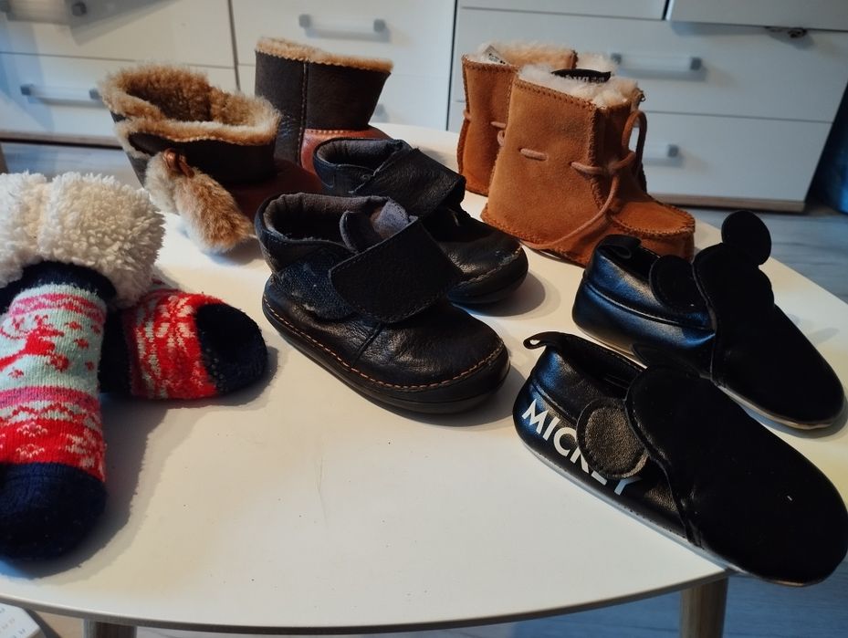 Paka bucików niechodki od 18 w górę