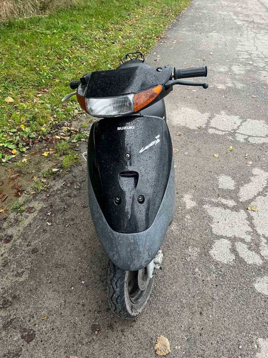 Скутер Suzuki LETS 2
