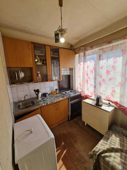 Здам 1 кім. квартиру, бул. Перова 44, житловий стан, газ.