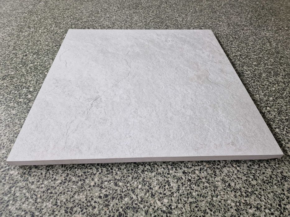Gres Quarzo White 60x60 2cm Gat I | NA TARAS WENTLOWANY | CHODNIK