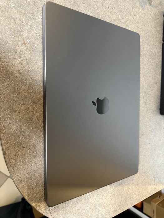 Macbook Pro 16" M1 Max 32GB/1TB Gray