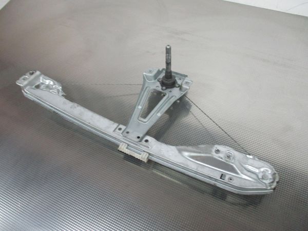 Elevador vidros trás esquerdo RENAULT Clio III (BR0/1, CR0/1)