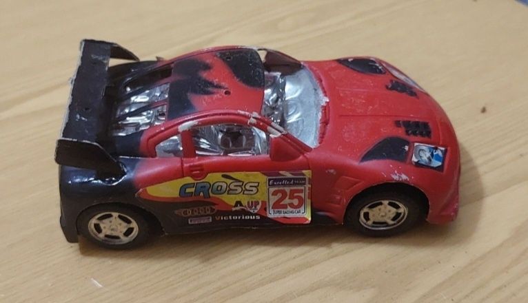 Машинка гоночная