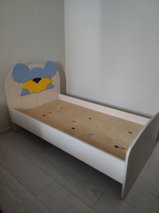 Ліжко дитяче 140х75