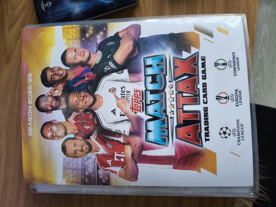 Troco cromos match attax