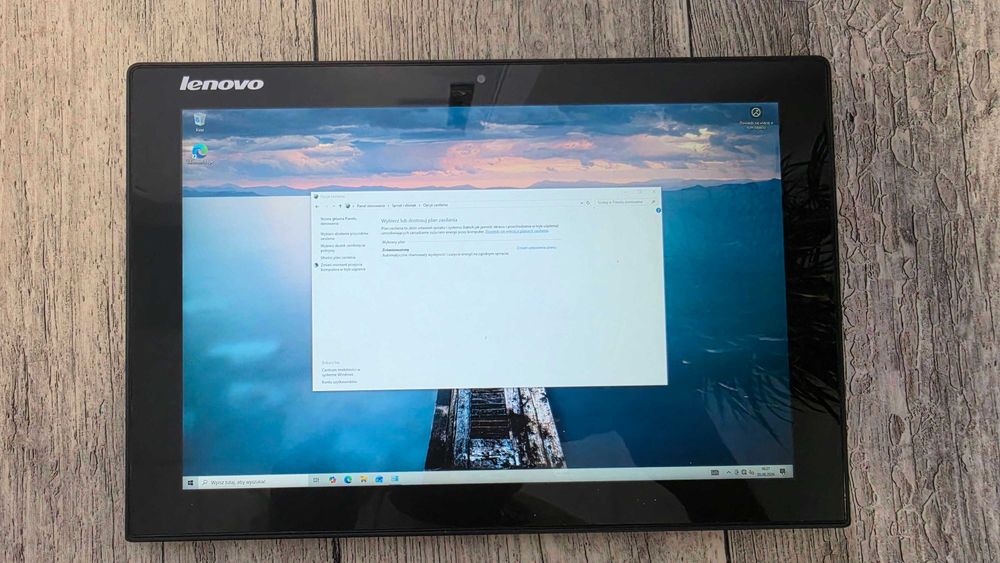 Lenovo Miix 3-1030 tablet 2w1 z klawiaturą 10,1" Windows 10