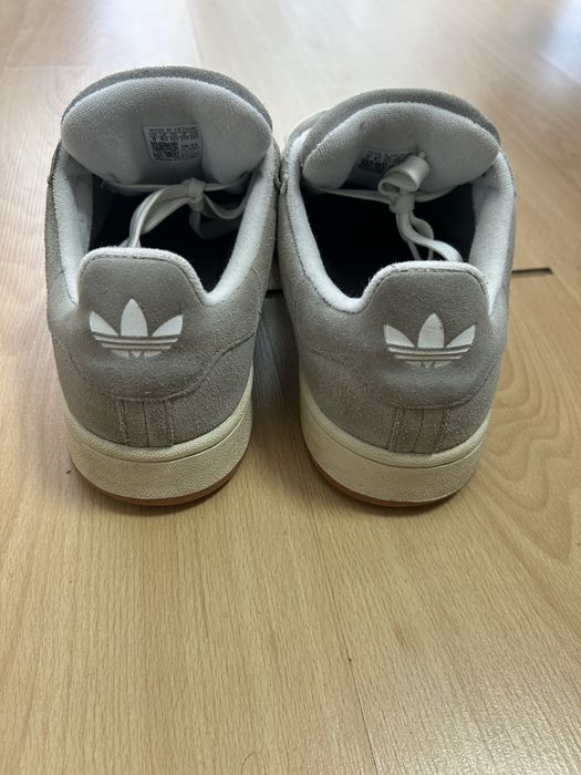 Adidas campus tamanho 42