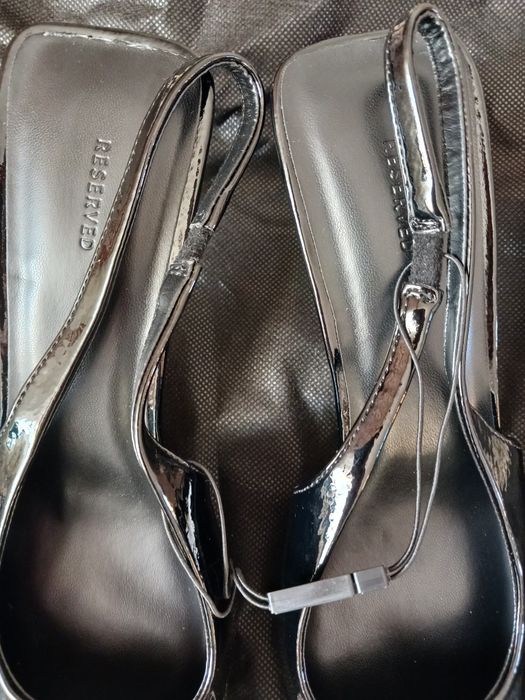 Слінгбеки reserved