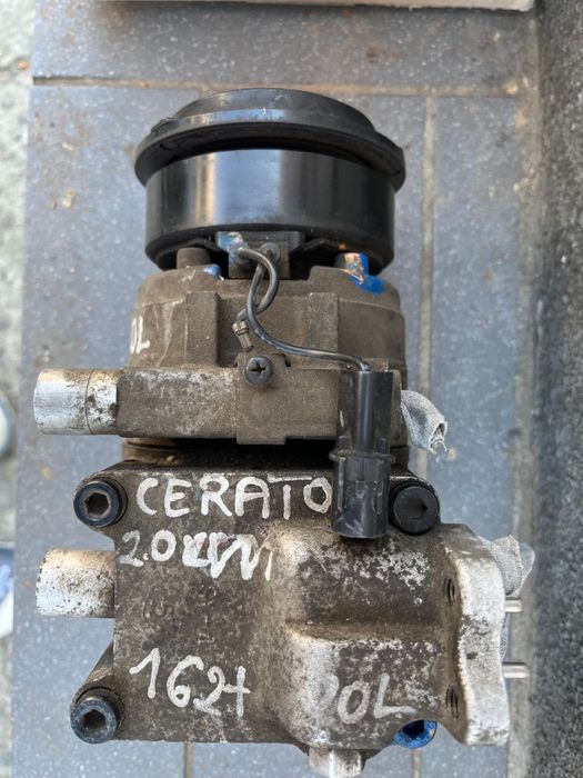 Компресор кондеціонера Hyundai Coupe