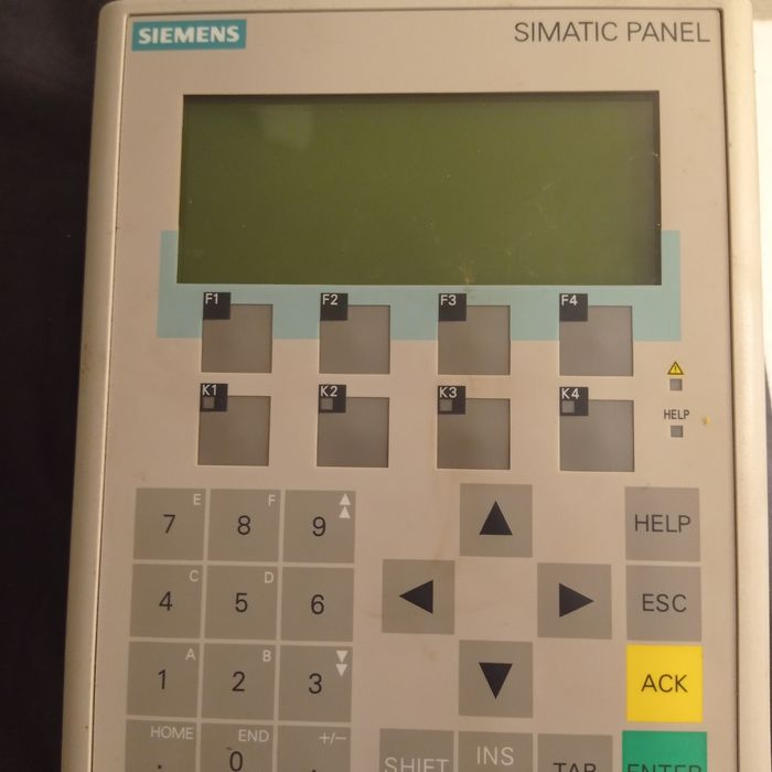 Siemens  6AV6 641-OBA11-0AX1 panel operatorski OP77A