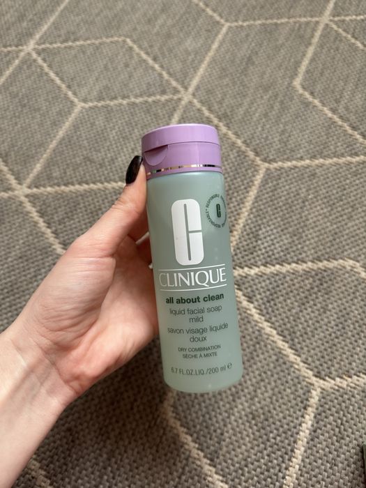 Мило рідке для сухої та комбінованої шкіри clinique